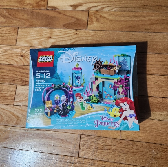 Disney Lego The Little Mermaid Ariel and the Magical Spell # 41145
